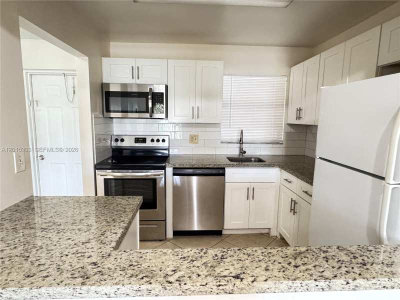 6900 Nova Dr # 2, Davie FL 33317