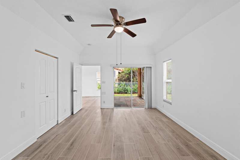 5122 Elpine Way, Riviera Beach FL 33418