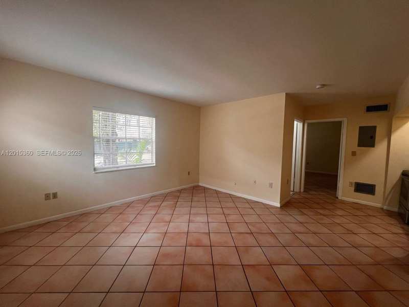 504 Santander Ave # 2, Coral Gables FL 33134