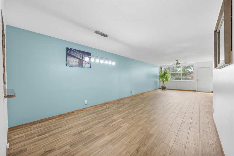 2865 SW 22nd Avenue # 105, Delray Beach FL 33445