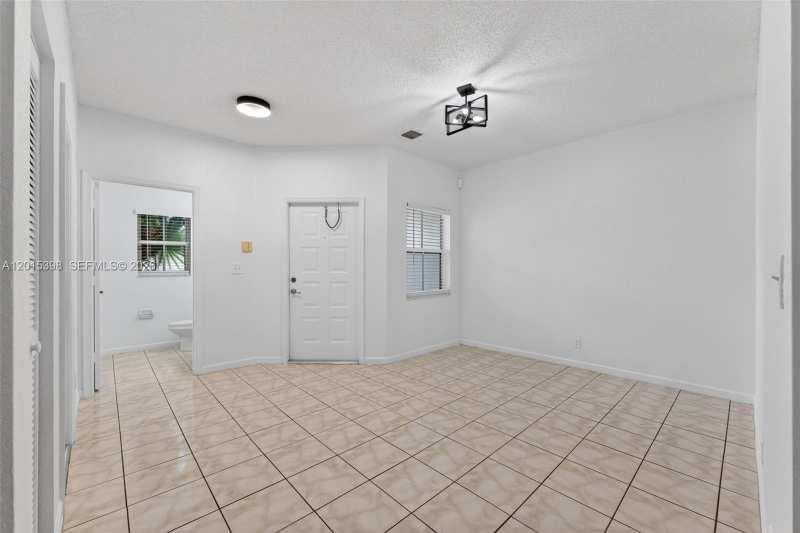 16889 SW 1st Mnr, Pembroke Pines FL 33027