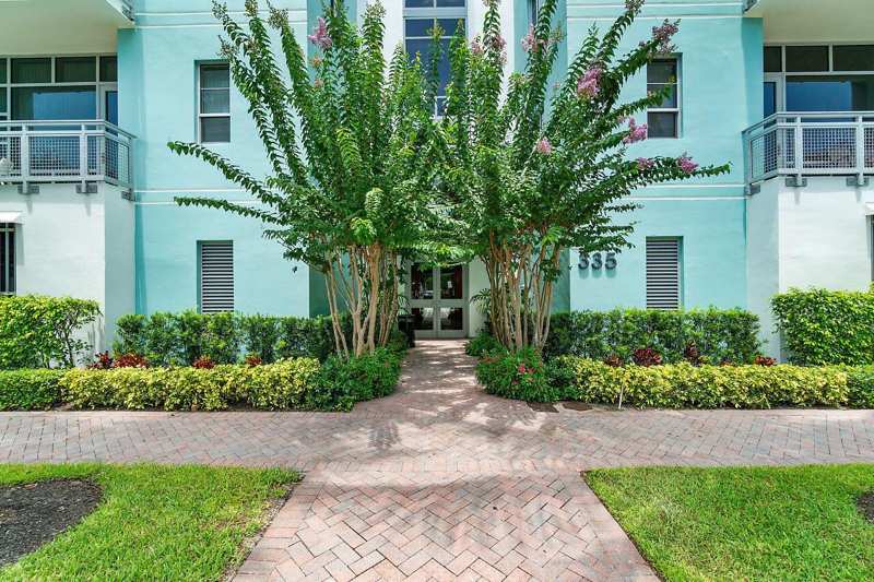 335 SE 6th Avenue # 304, Delray Beach FL 33483