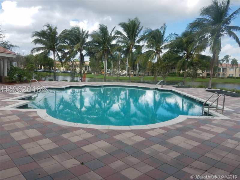 2520 Centergate Dr # 303, Miramar FL 33025