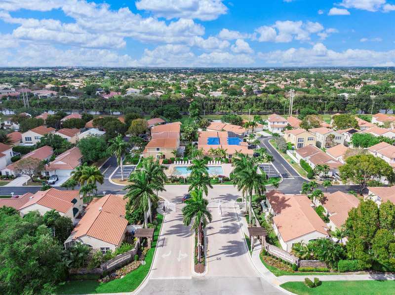 11221 NW 46th Drive, Coral Springs FL 33076