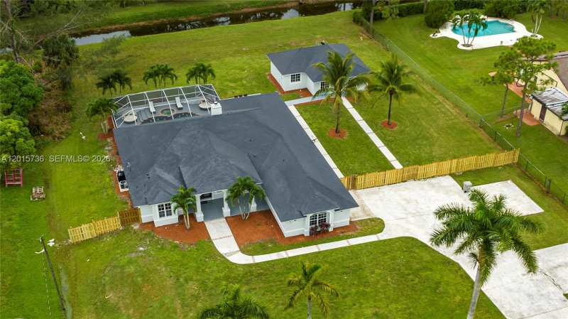 11066 N 46th Pl N, West Palm Beach FL 33411