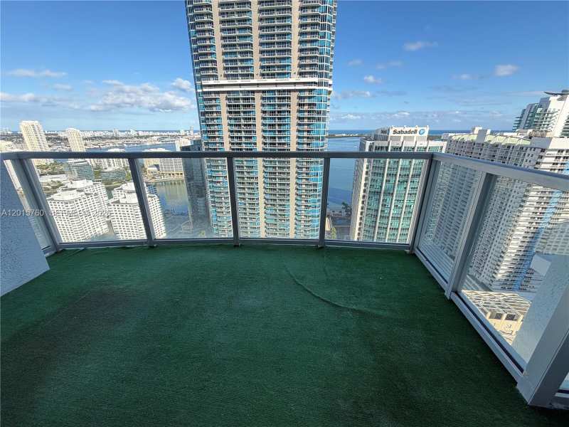 1060 Brickell Ave # 4003, Miami FL 33131