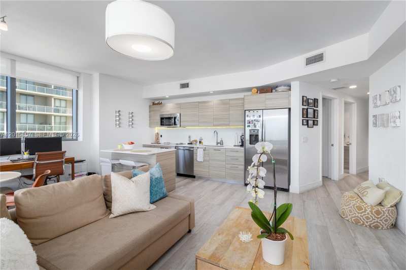 121 NE 34th St # 2509, Miami FL 33137