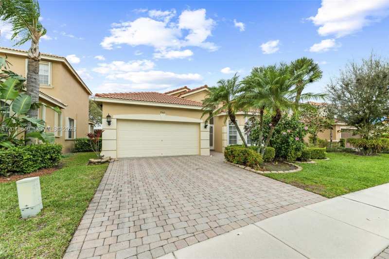 7363 Via Luria, Lake Worth FL 33467