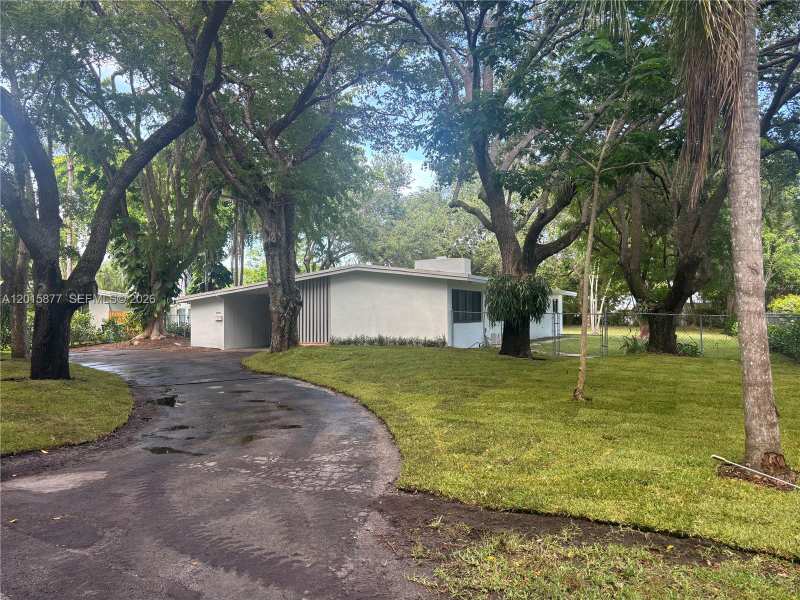 12725 SW 80th Ave, Pinecrest FL 33156