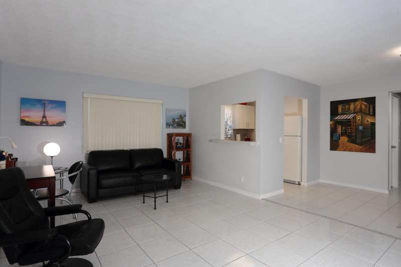 331 Windsor O, West Palm Beach FL 33417