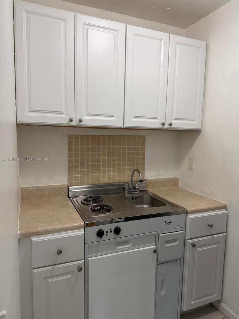 3031 NE 21 Ter # 7, Oakland Park FL 33306