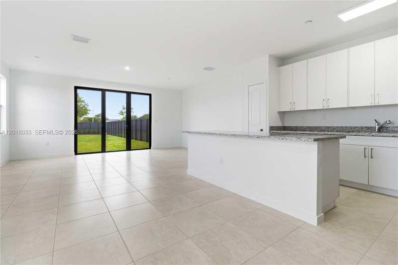 22352 SW 115 Ct # 22352, Miami FL 33170