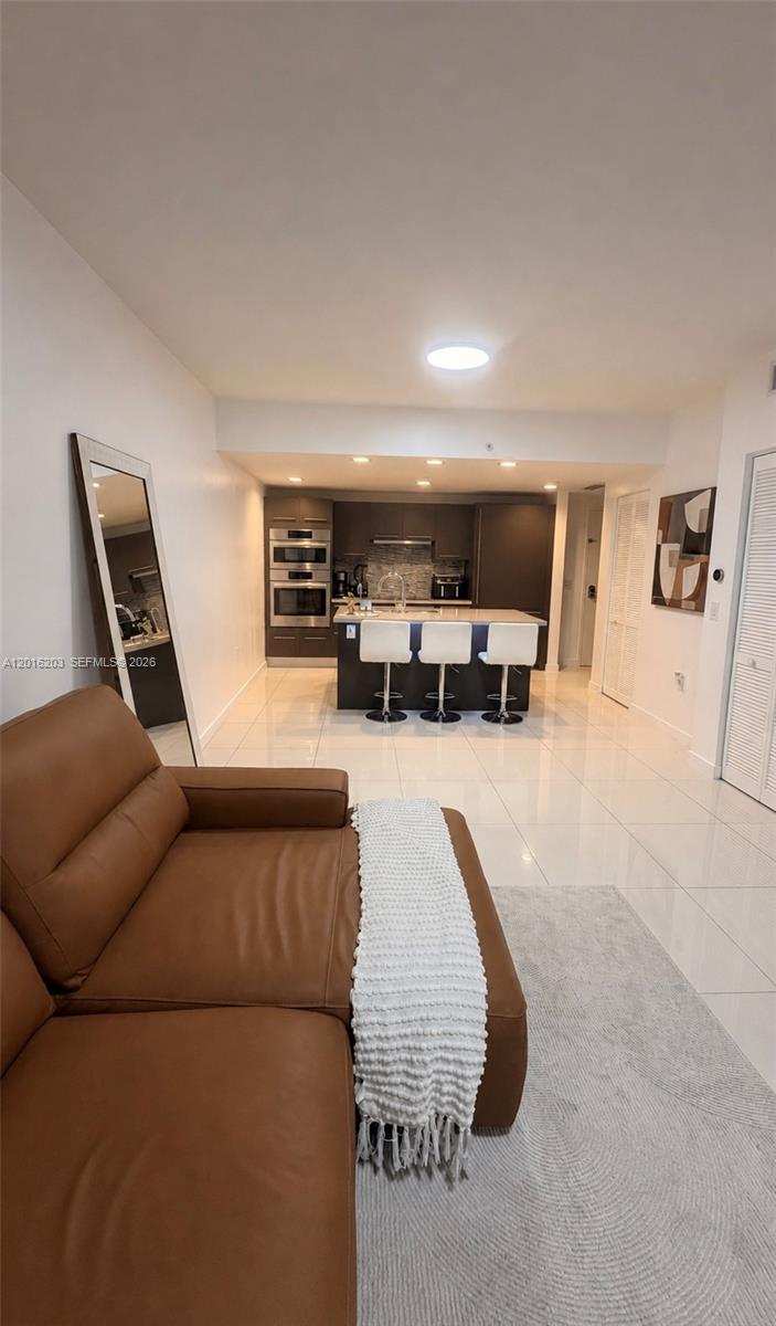7661 NW 107th Ave # 206, Doral FL 33178