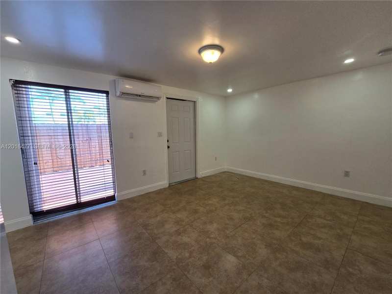 2957 SW 36th Ct # 4, Miami FL 33133