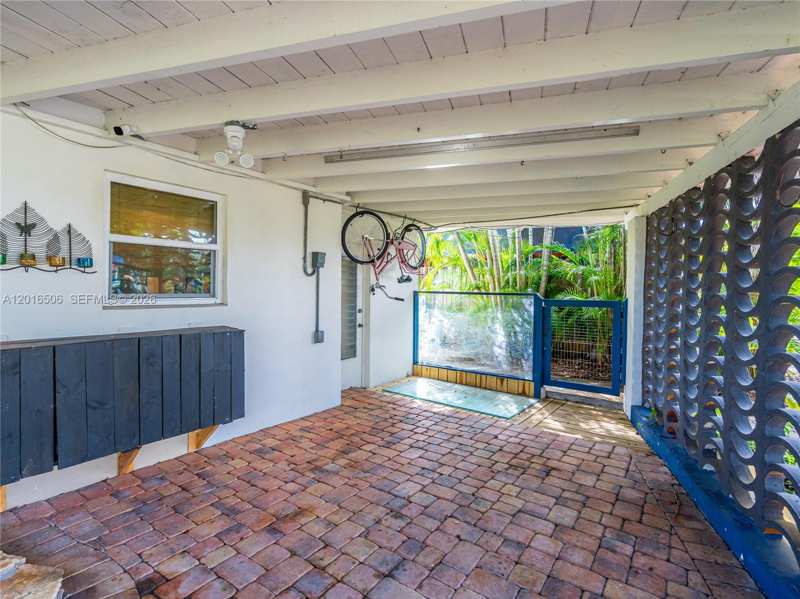 1930 NW 32nd Ct, Oakland Park FL 33309