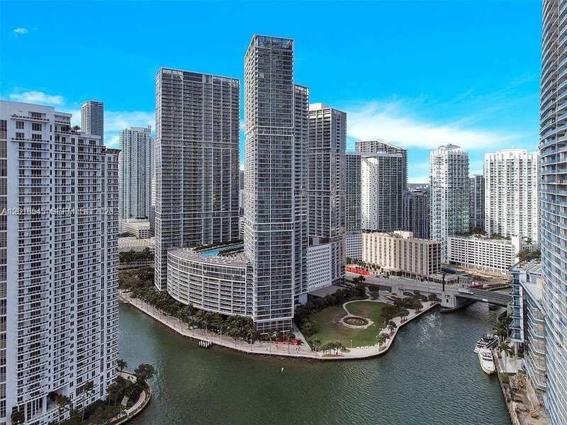 475 Brickell Ave # 3508, Miami FL 33131