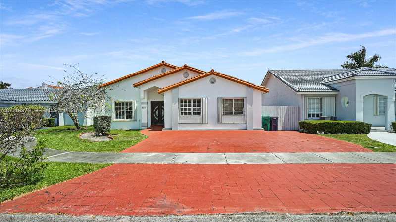 13755 SW 19th Ter, Miami FL 33175