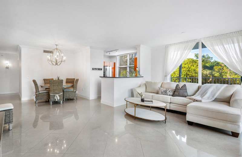700 E Boynton Beach Boulevard # 202, Boynton Beach FL 33435