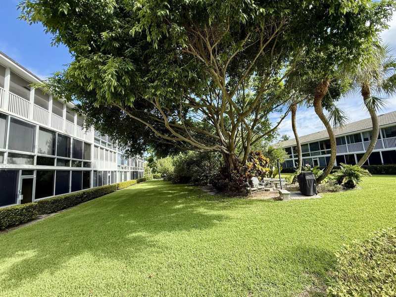 50 Celestial Way # 305, Juno Beach FL 33408