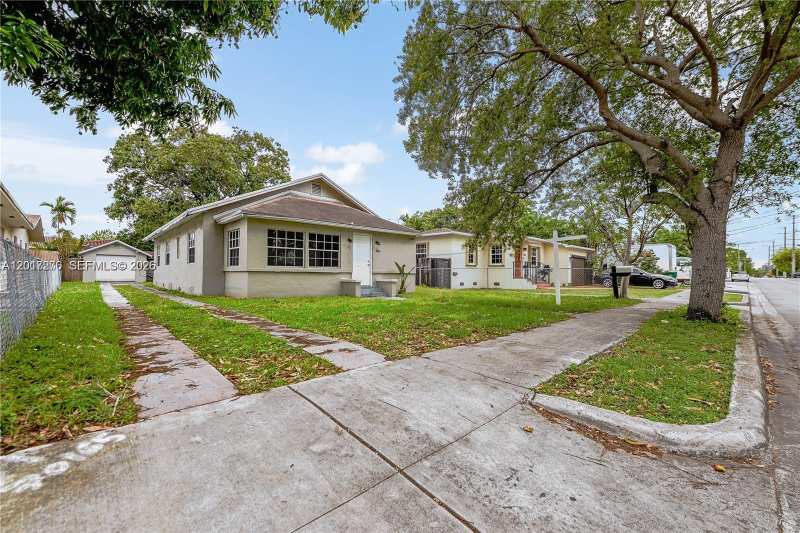 2800 SW 16th Ter, Miami FL 33145