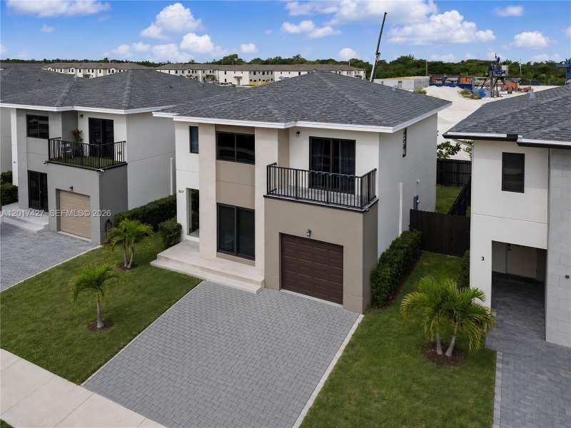 227 NW 13th Pl, Florida City FL 33034