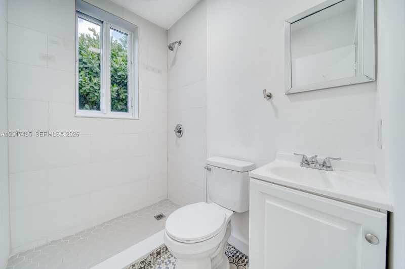 2352 SW 5th St # 2, Miami FL 33135