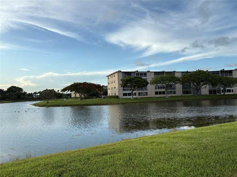 4046 Guildford C, Boca Raton FL 33434