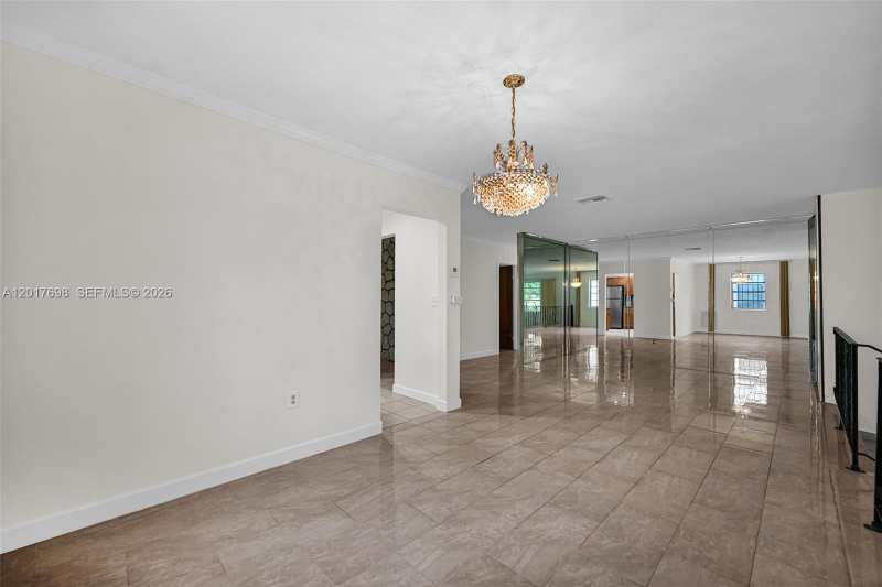 244 NW 43rd St # 0, Miami FL 33127