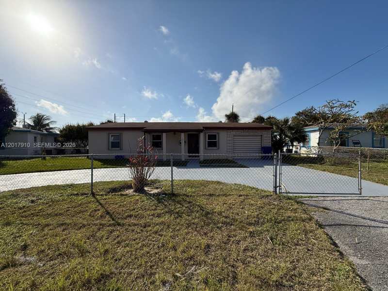 1011 Avenue F # 0, Riviera Beach FL 33404