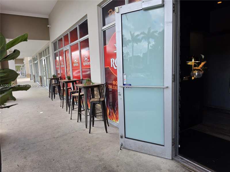 15750 SW 56 ST, Miami FL 33185