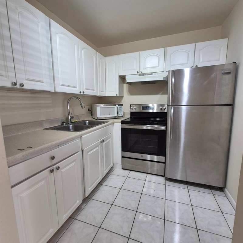 118 Kent H, West Palm Beach FL 33417
