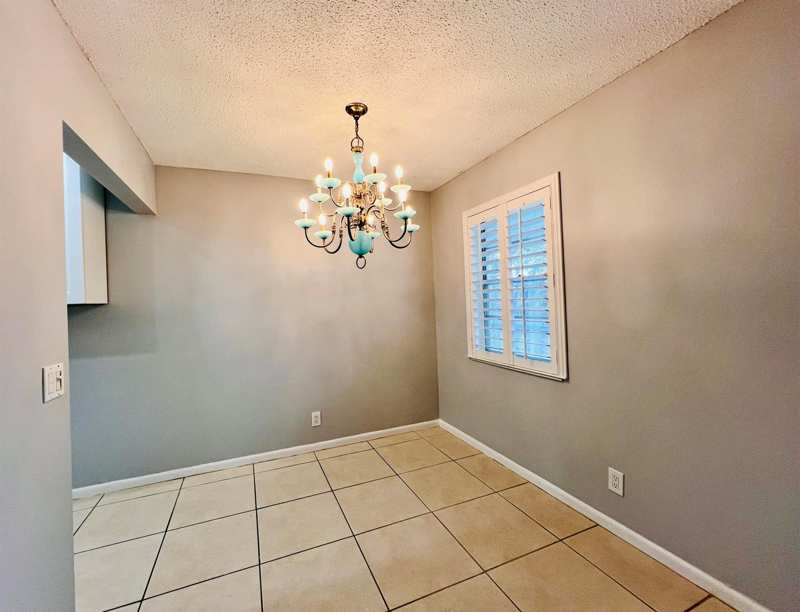 74 Berkshire C, West Palm Beach FL 33417