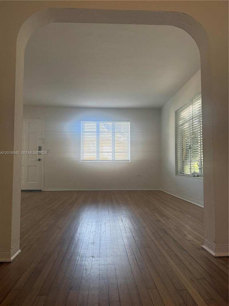 23 Majorca Ave # 1, Coral Gables FL 33134