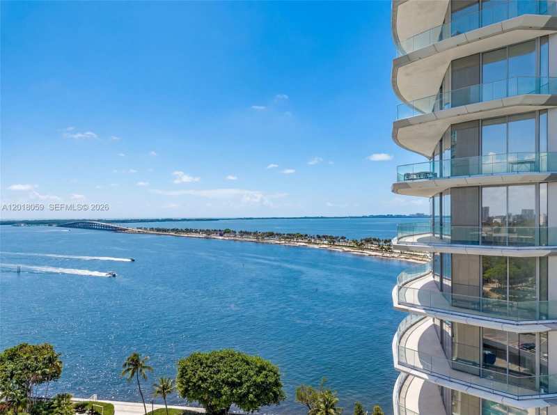 175 SE 25th Rd # 1004, Miami FL 33129