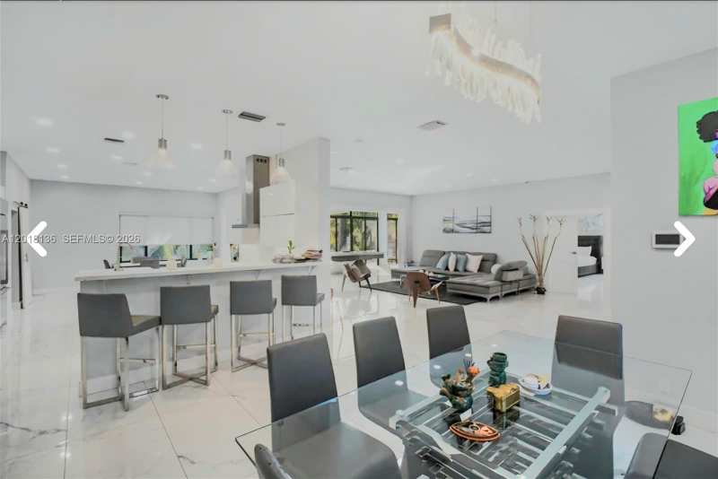 3801 NW 97th Ave, Cooper City FL 33024