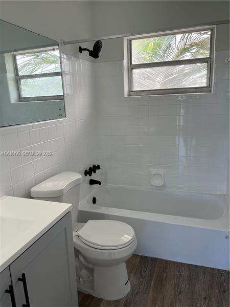 5741 NE 18th Ave # 2A, Fort Lauderdale FL 33334