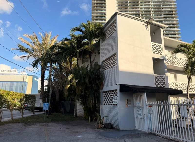 1610 NW N River Dr # 303, Miami FL 33125