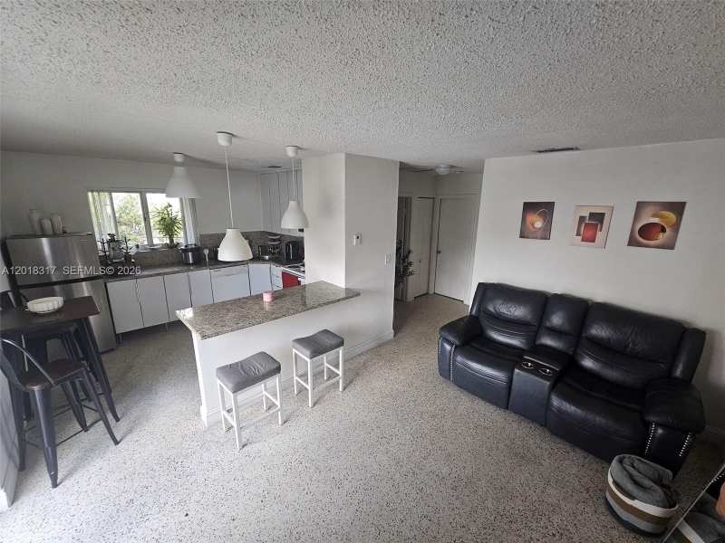 1241 NW 6th St # 6, Miami FL 33125