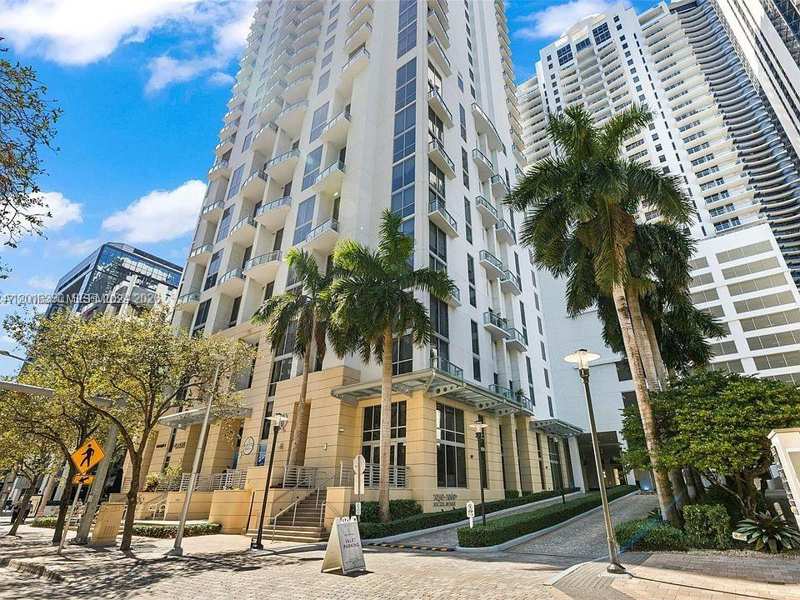 1050 Brickell Ave # 2706, Miami FL 33131