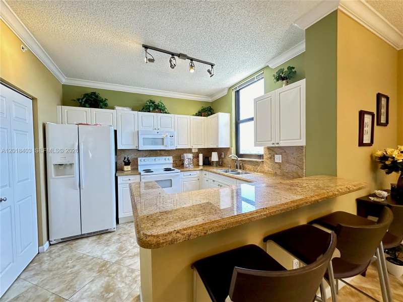 651 Okeechobee Blvd # 1002, West Palm Beach FL 33401