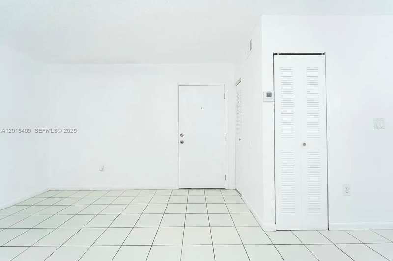 576 NW 114th Ave # 203, Sweetwater FL 33172