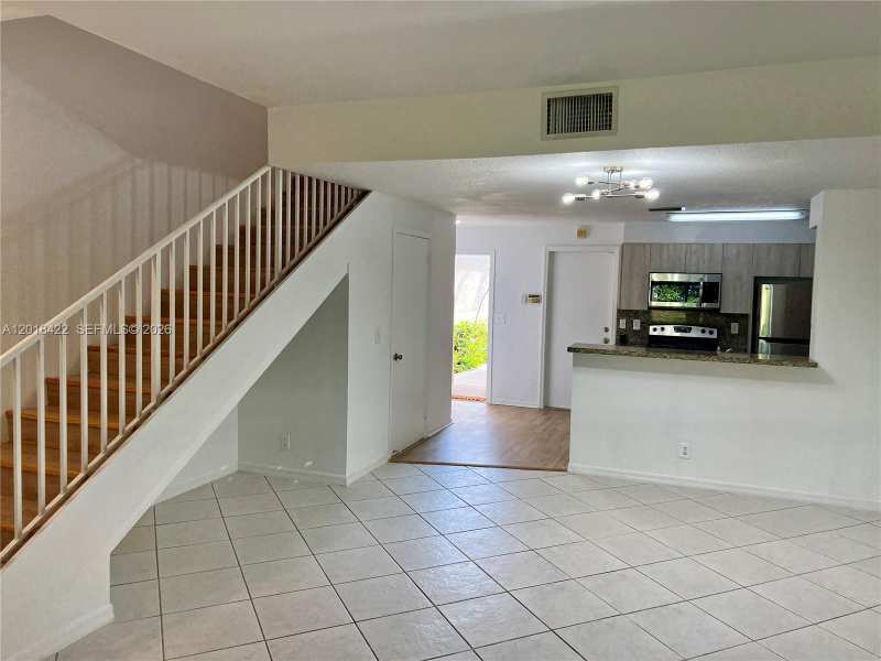 982 Sevilla Cir # 982, Weston FL 33326