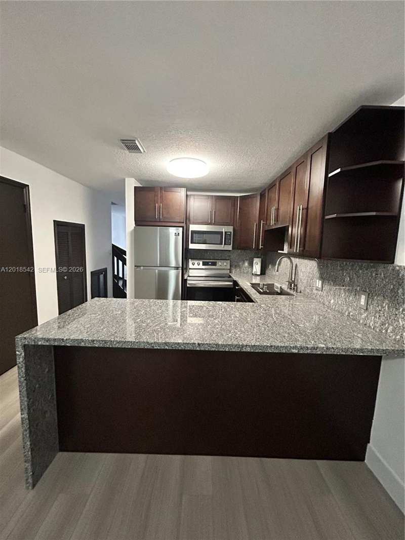 13884 SW 64th St, Miami FL 33183