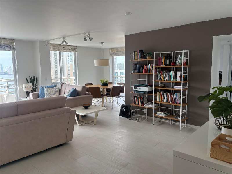 3300 NE 191st St, Aventura FL 33180