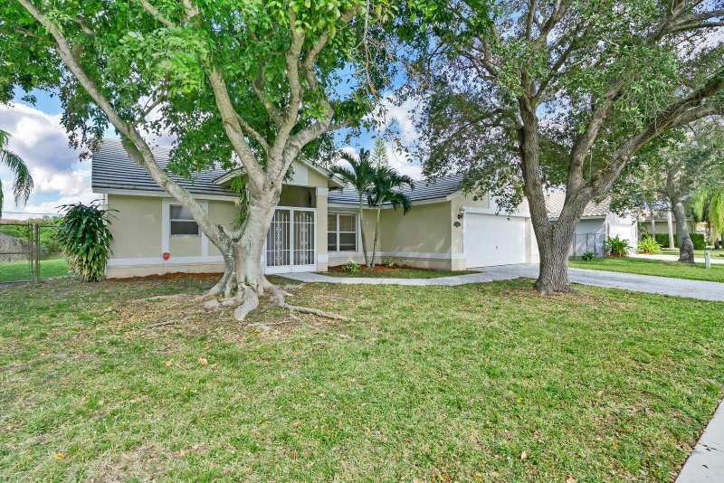 10567 Paso Fino Drive, Wellington FL 33449