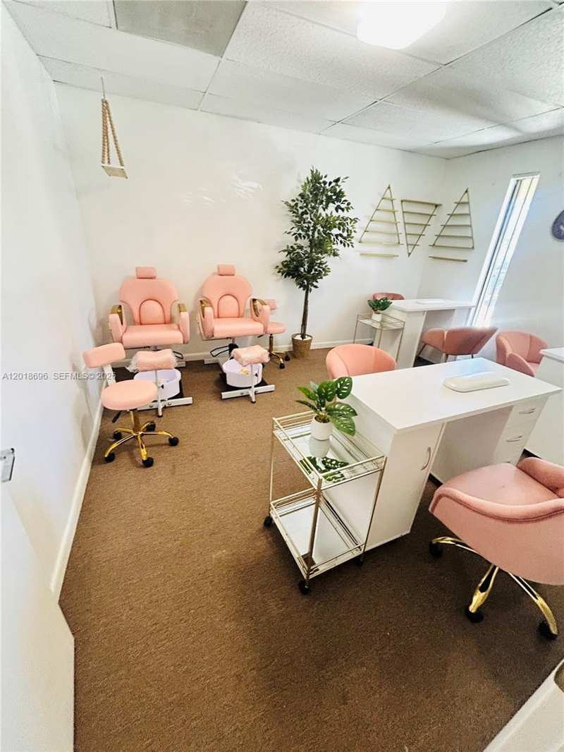 15271 NW 60 Street # A, FL 33014