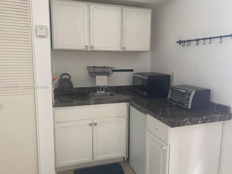 770 NE 69th St # 1E, Miami FL 33138