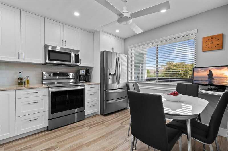 6698 10th Avenue N # 305, Lake Worth FL 33461