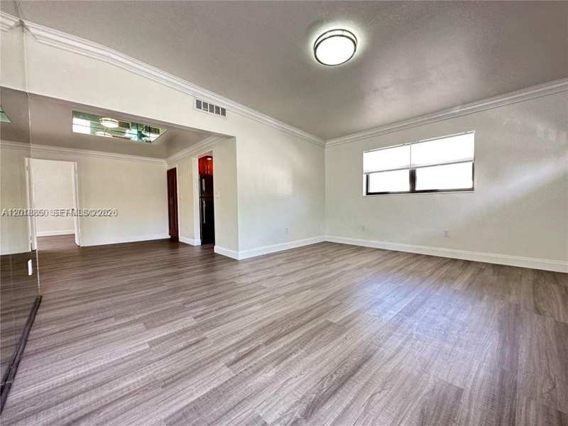 3751 NE 170th St # 2, North Miami Beach FL 33160