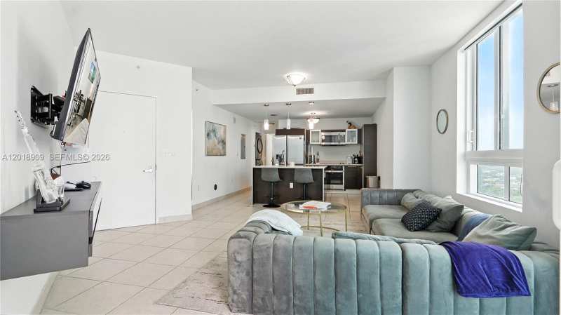 1900 N Bayshore Dr # 2810, Miami FL 33132